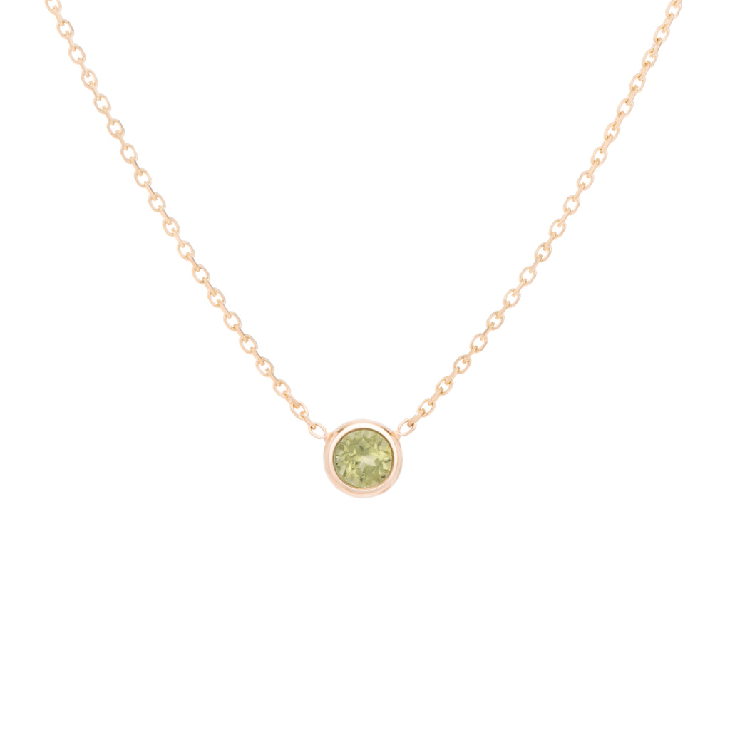 Classic 'yellow-green' variety, Peridot is the birthstone necklace celebrating August.  Consisting of 18k gold chain with extenders to personalise length of necklace/choker. Perfect as an anniversary, birthday or special occasion jewellery present.