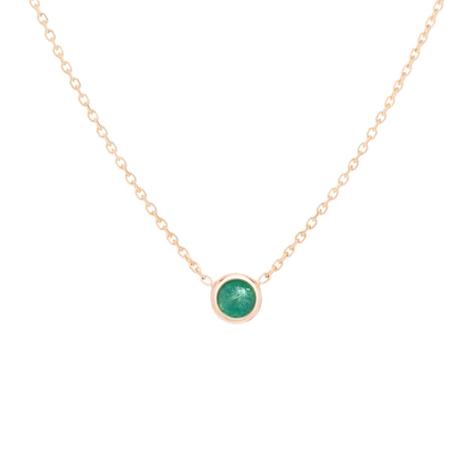 Classic birthstone forest green emerald necklace, celebrating the month of May. Consisting of 18k gold chain with extenders to personalise the length of your necklace/choker.  Perfect as an anniversary, birthday or special occasion jewellery present.