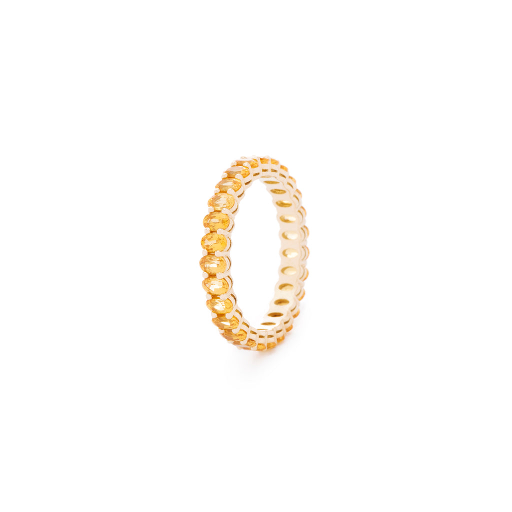 Oval yellow sapphire custom cut  in a 18K gold ring. Handcrafted in Australia and all stones individually assessed to produce high quality fine jewellery. Perfect for an upcoming birthday or anniversary ring present. 